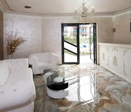 Valencia Studio Apartment